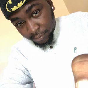 Meet your Posher, Dee